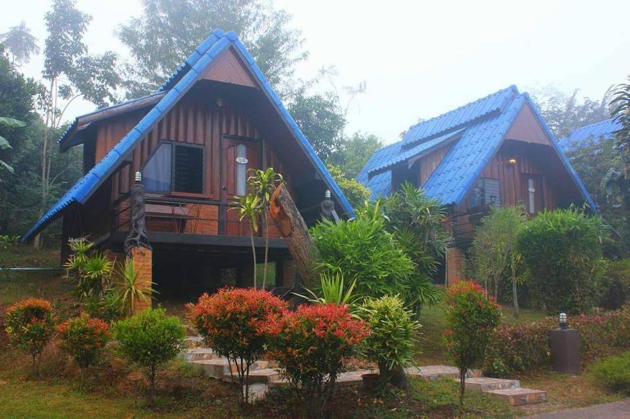 Ban Phumon Talang Resort Ban Mon Talaeng Exterior photo